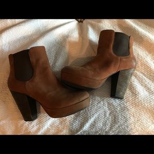 Steve Madden Ryddlle bootie